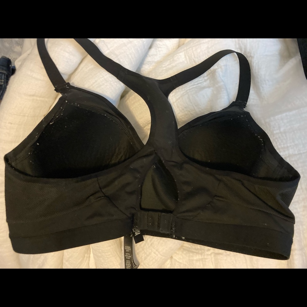 Victoria’s Secret sport sports bra